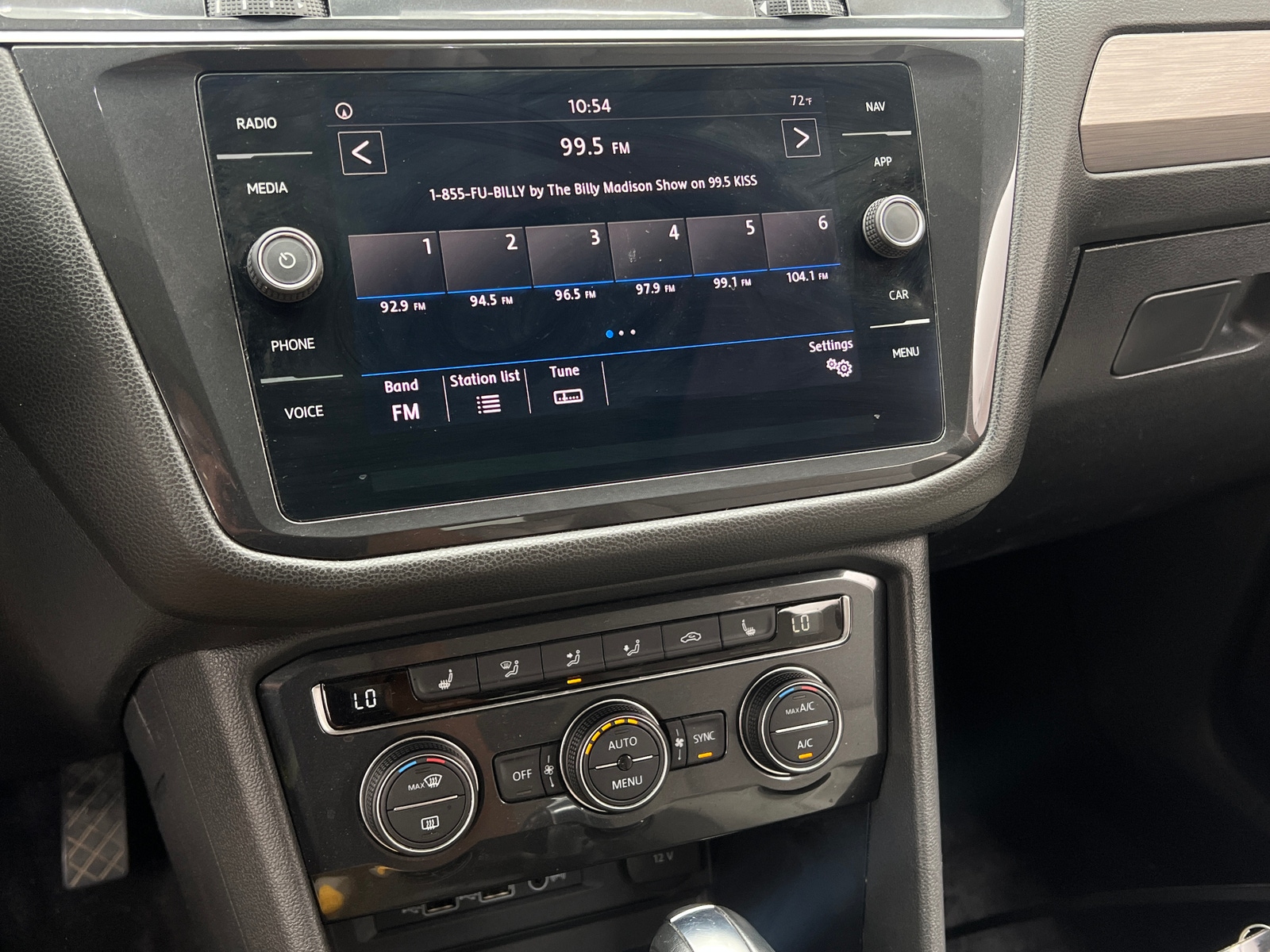 Thumbnail: 2019 Volkswagen Tiguan - 3