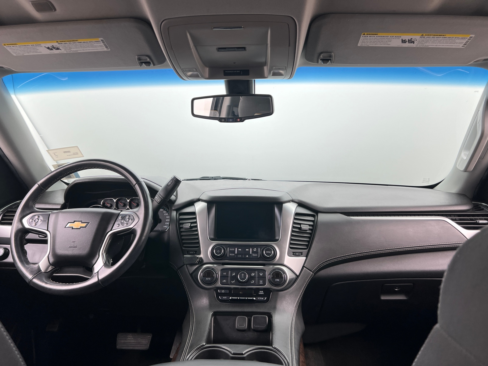 Thumbnail: 2017 Chevrolet Suburban - 3