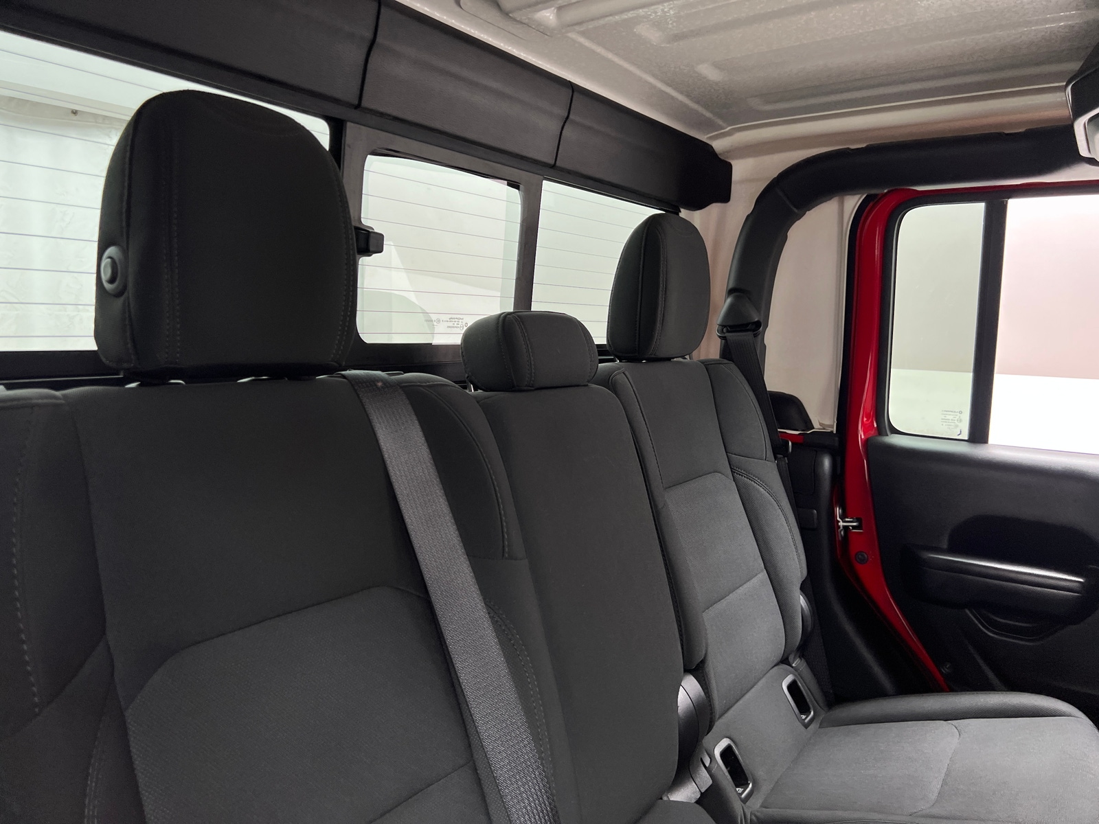 Thumbnail: 2021 Jeep Gladiator - 6