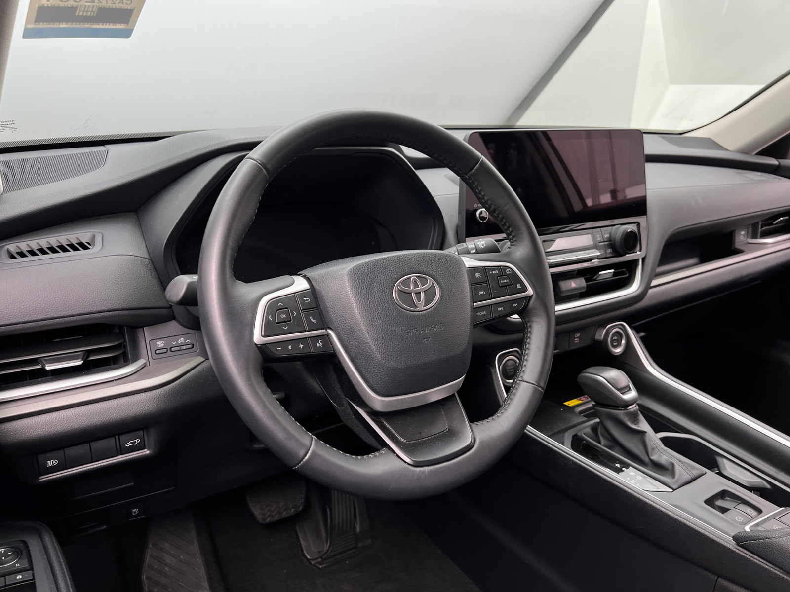 Thumbnail: 2025 Toyota Grand Highlander - 4