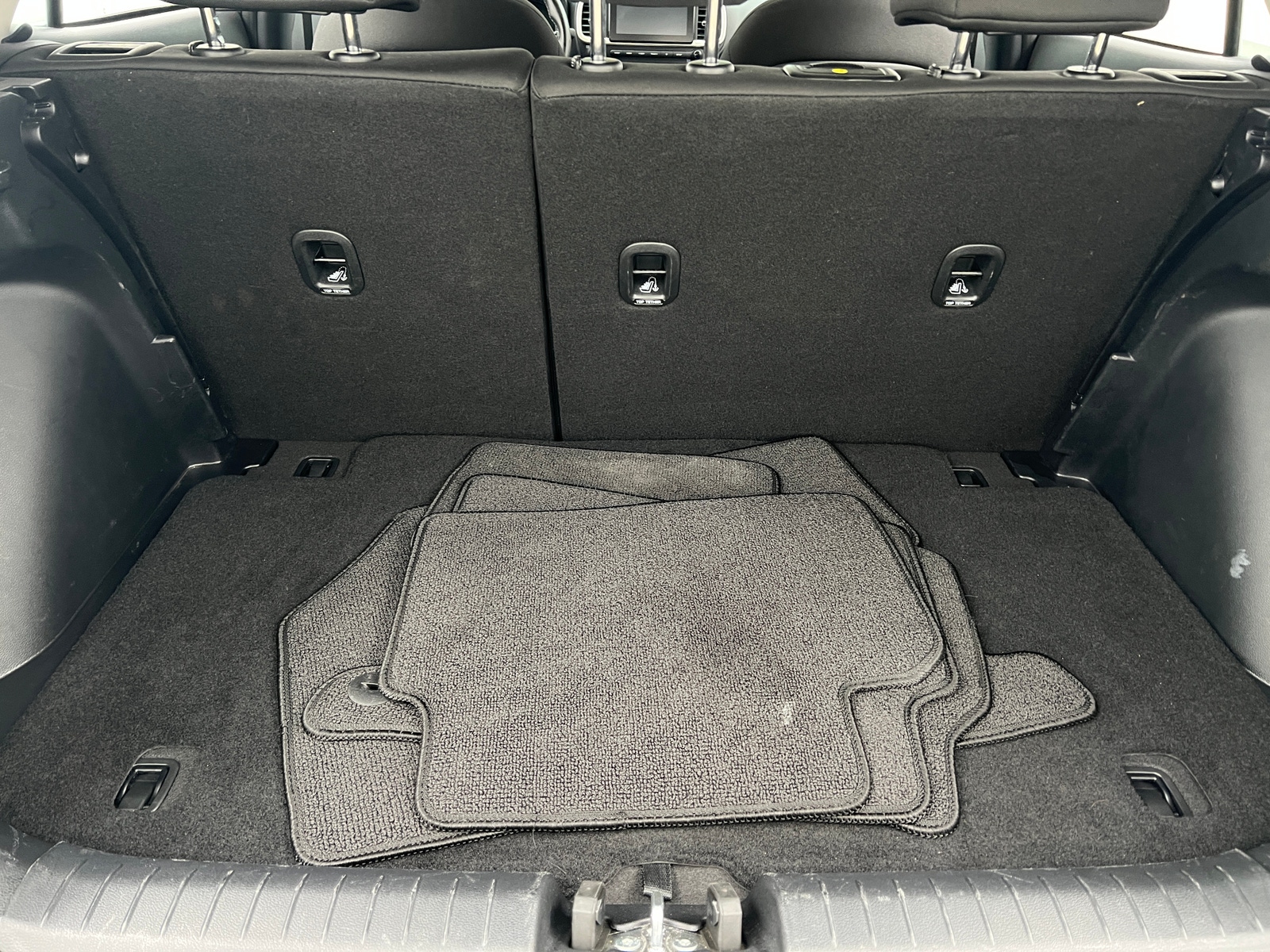 Thumbnail: 2024 Hyundai Venue - 7