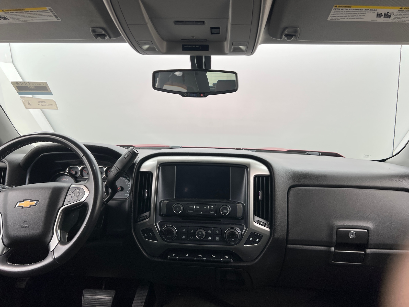 Thumbnail: 2018 Chevrolet Silverado 1500 - 3