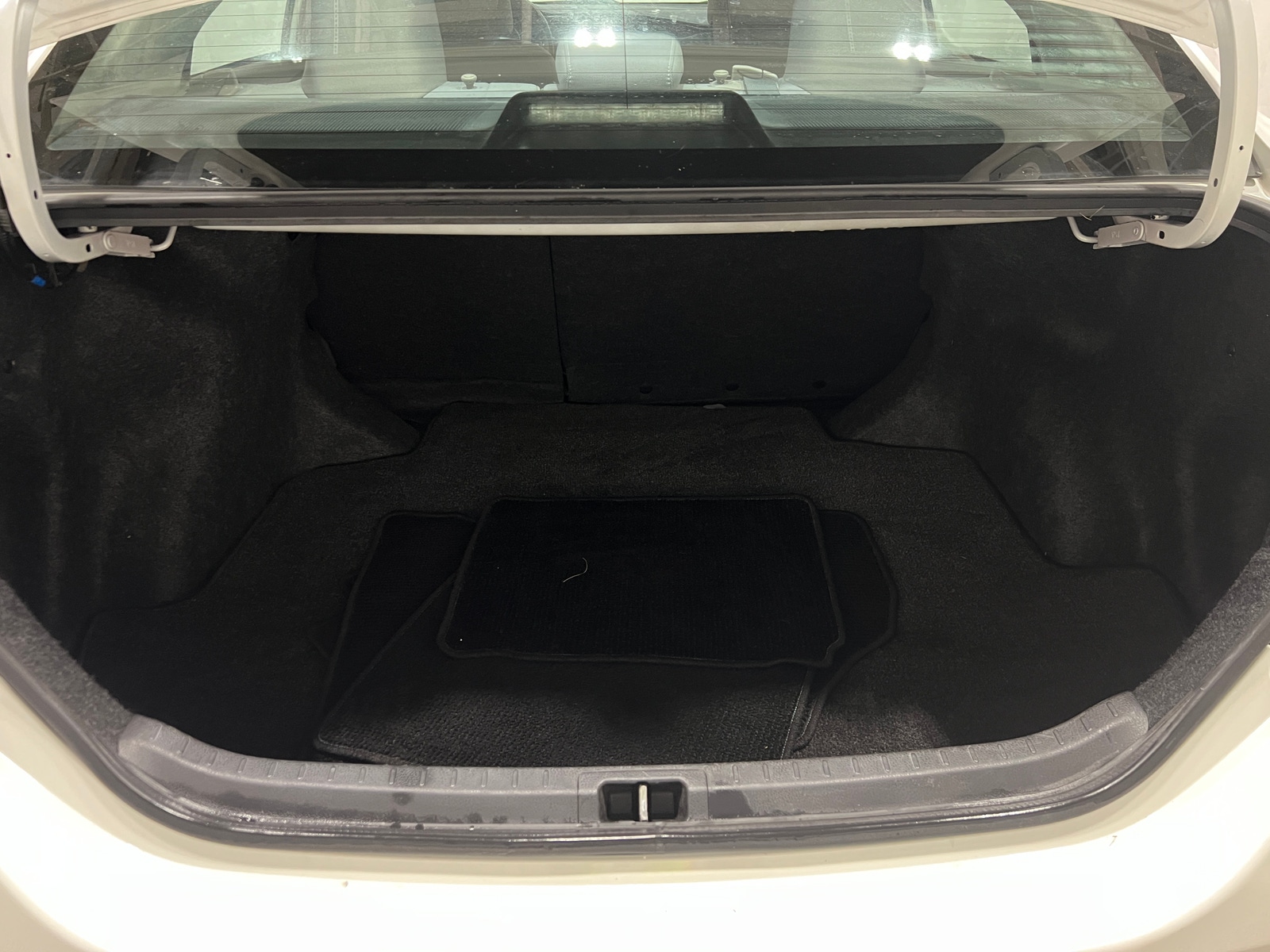 Thumbnail: 2014 Toyota Corolla - 7