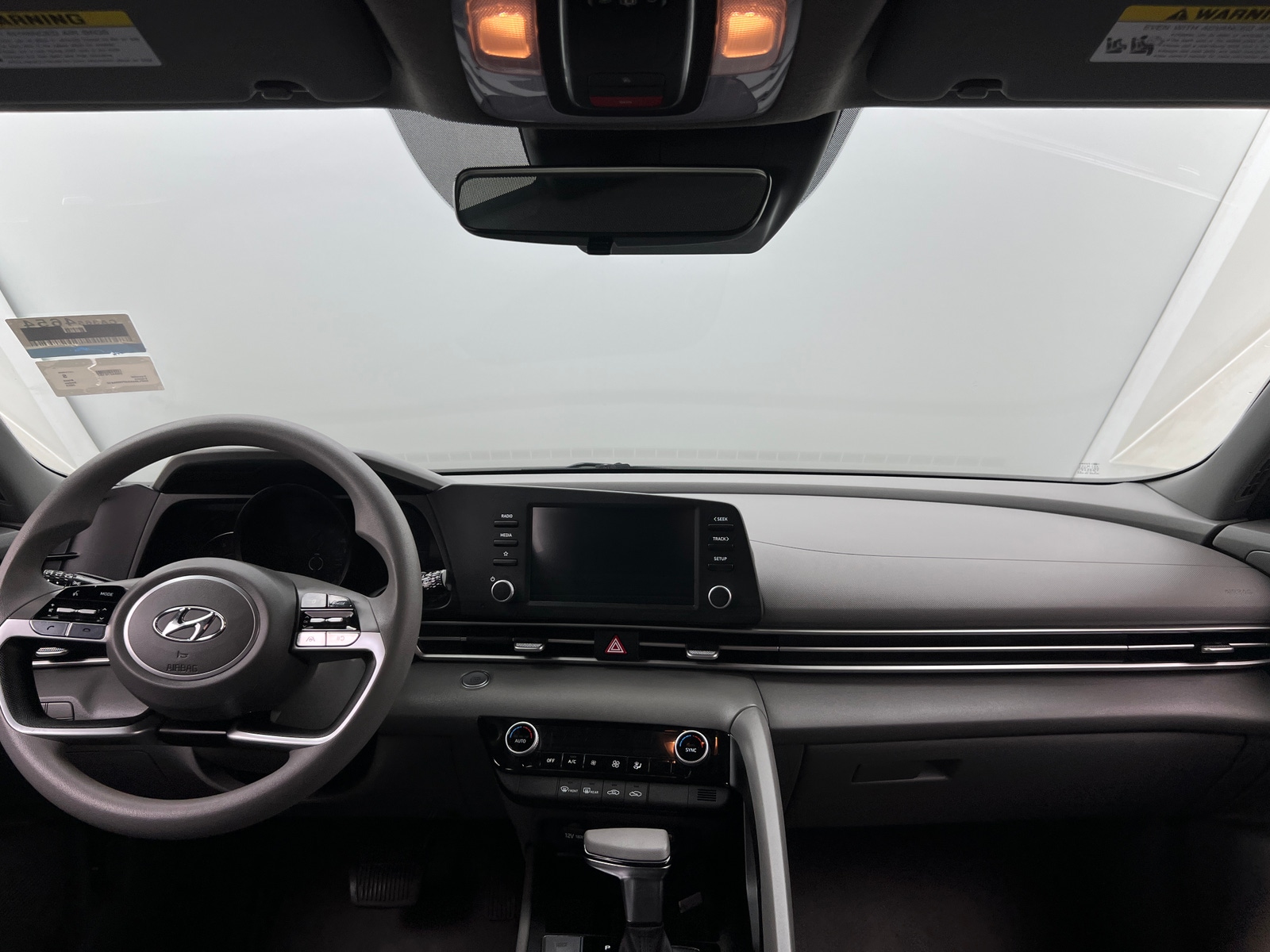 Thumbnail: 2023 Hyundai Elantra - 3