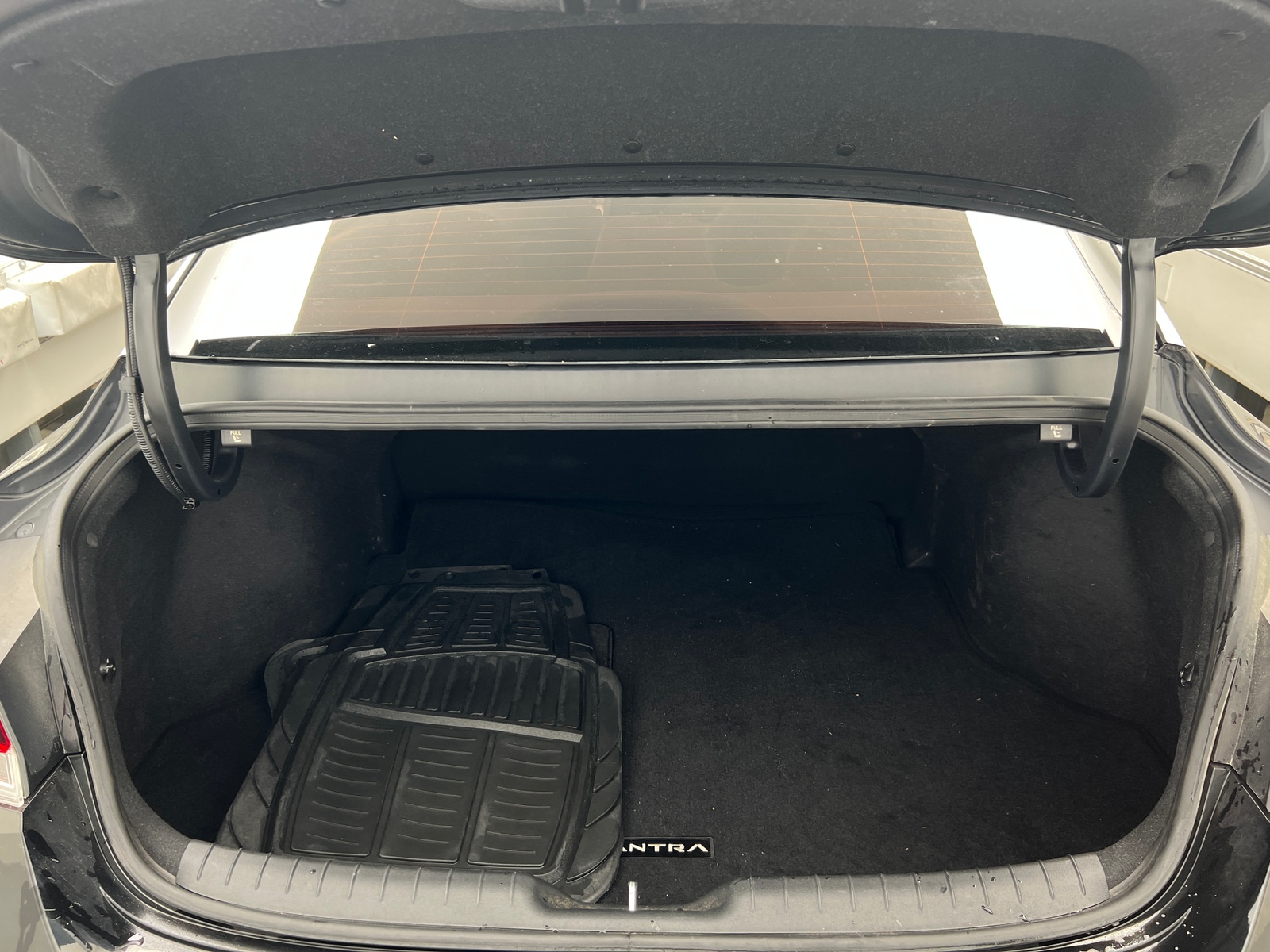 Thumbnail: 2023 Hyundai Elantra - 7