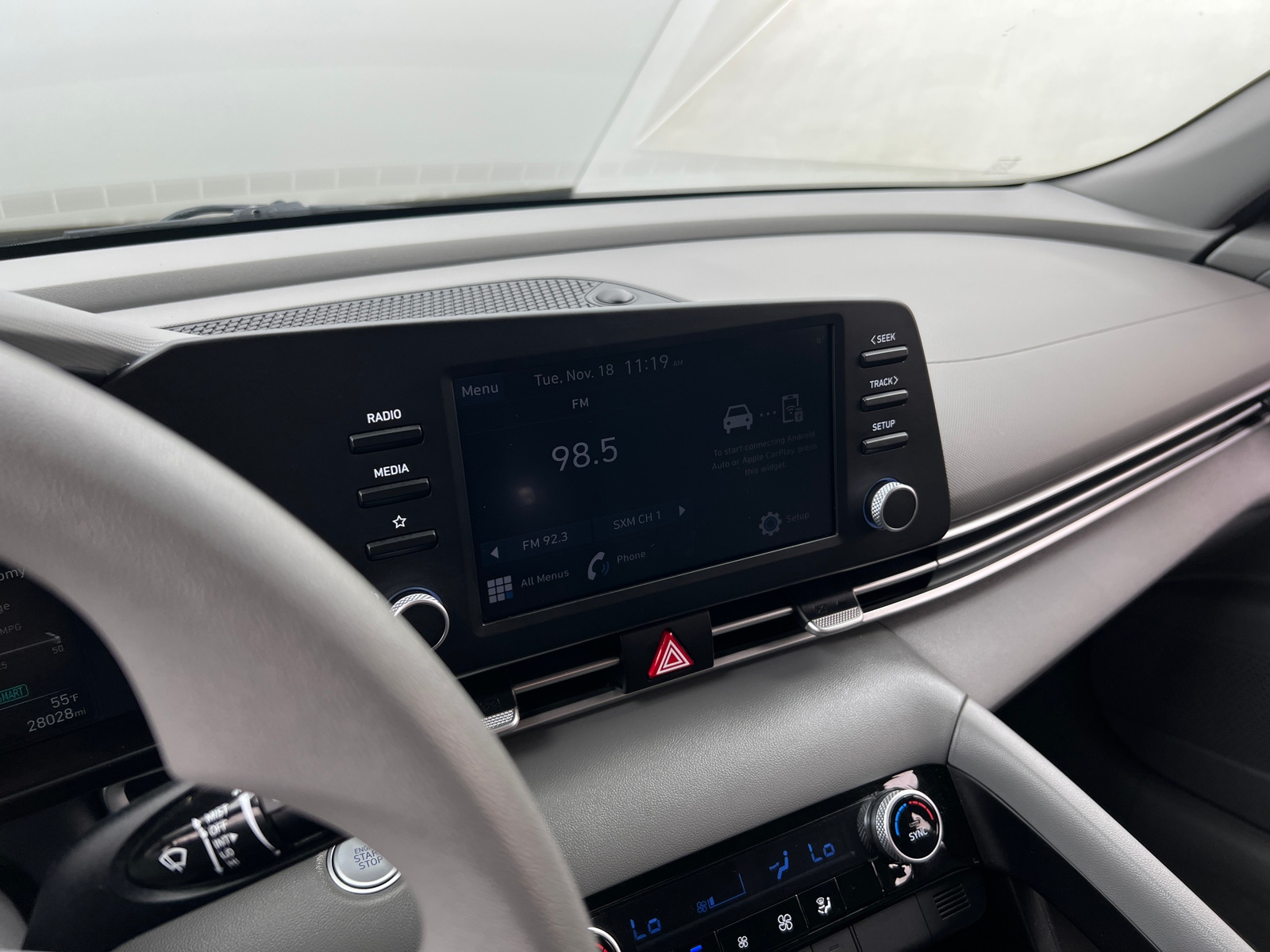 Thumbnail: 2023 Hyundai Elantra - 4