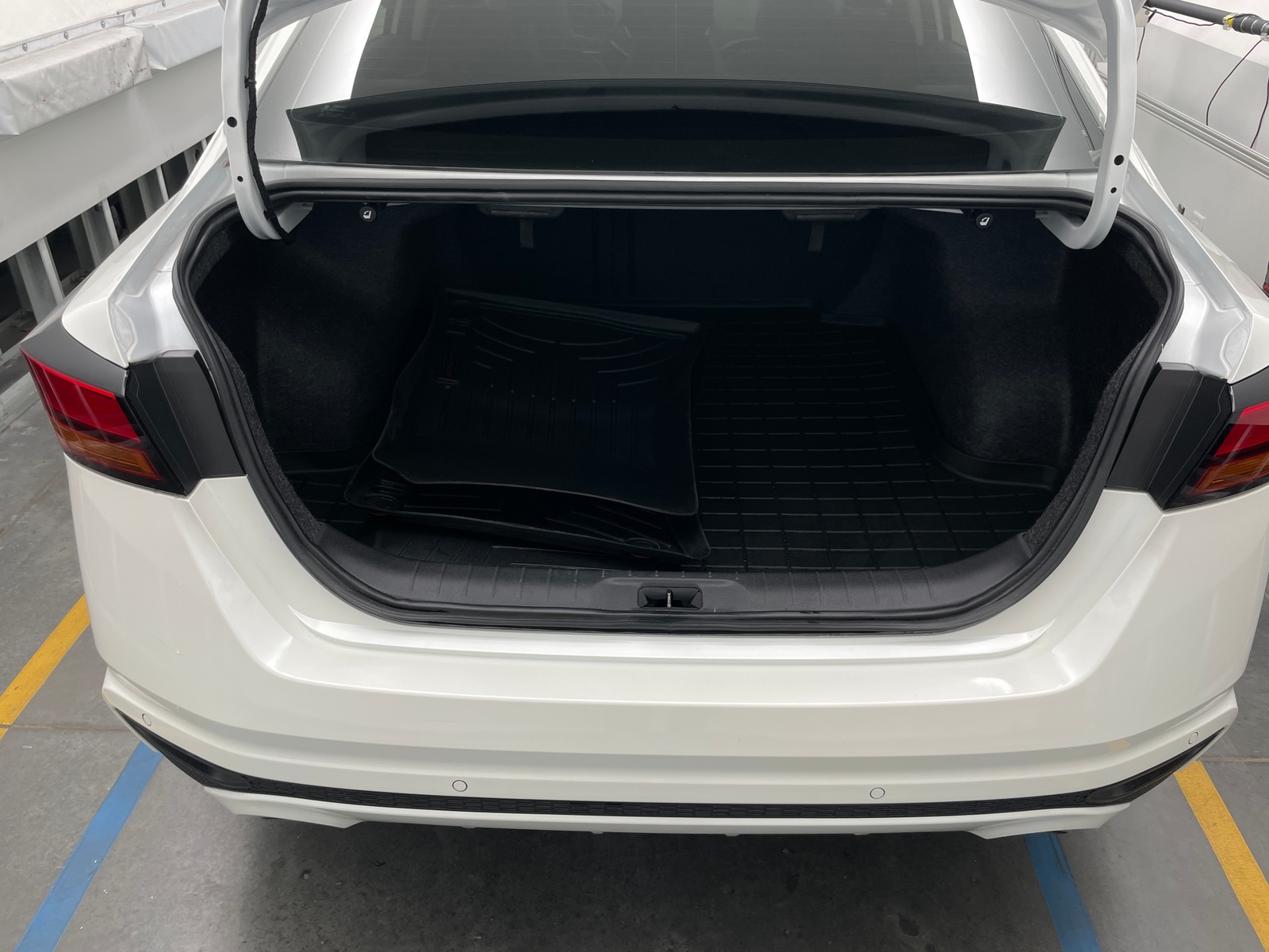 Thumbnail: 2024 Nissan Altima - 6