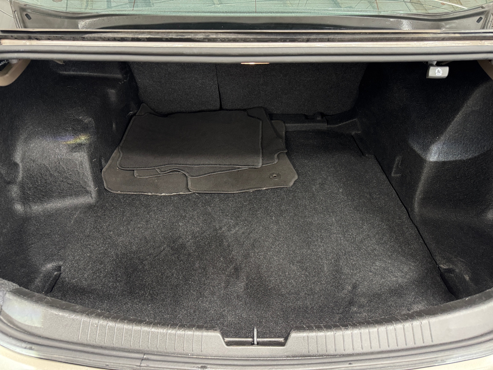 Thumbnail: 2024 Chevrolet Malibu - 7