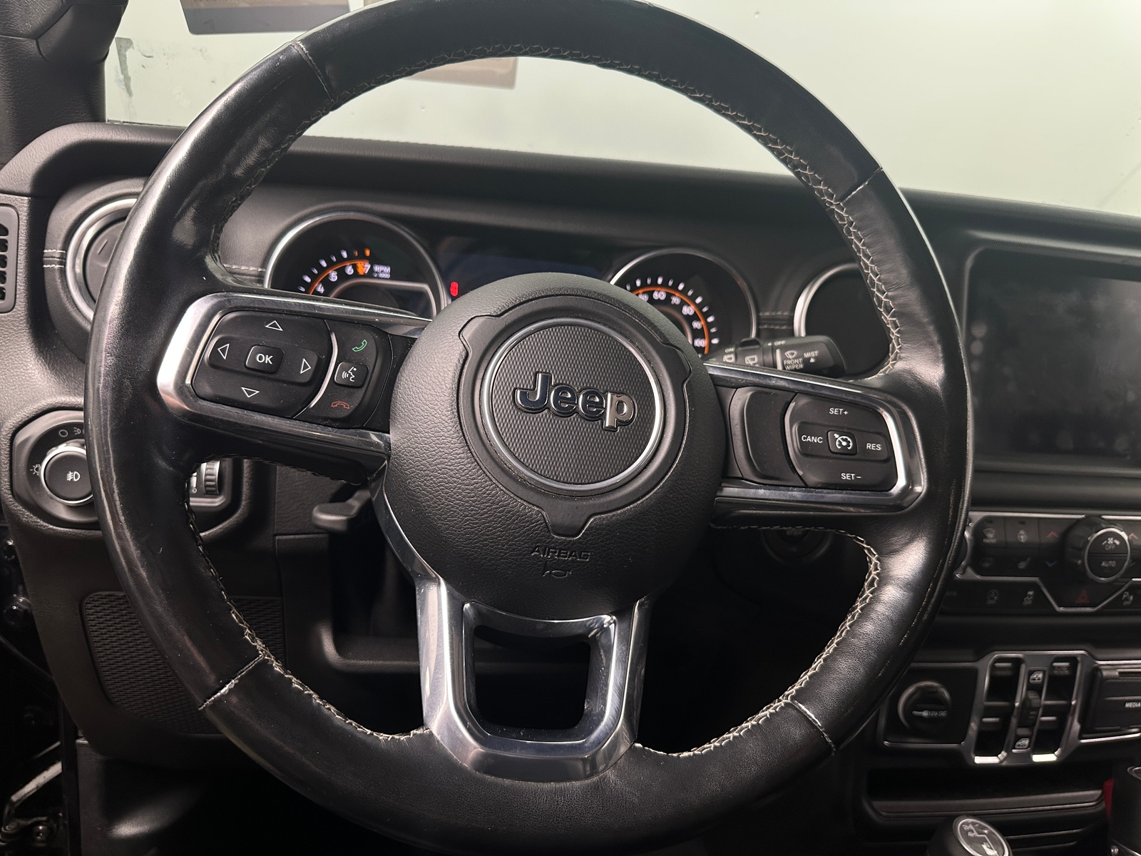 Thumbnail: 2018 Jeep Wrangler - 4