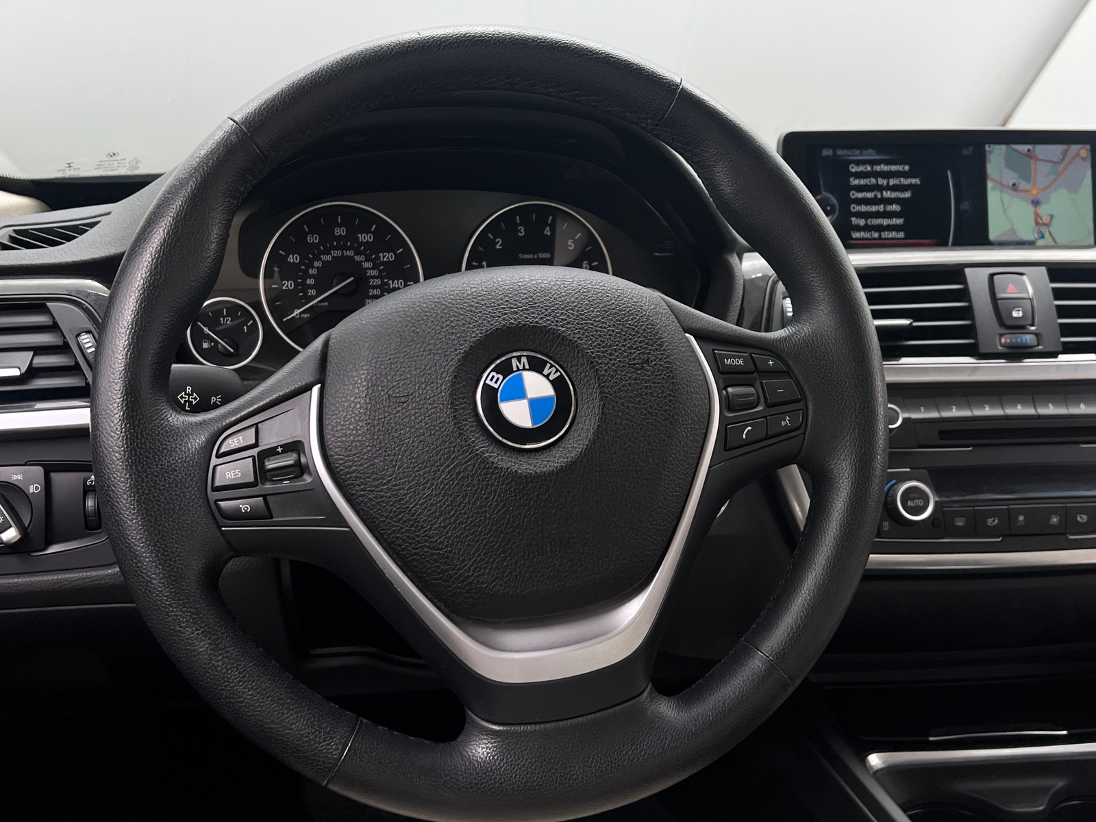 Thumbnail: 2015 BMW 3 Series - 4