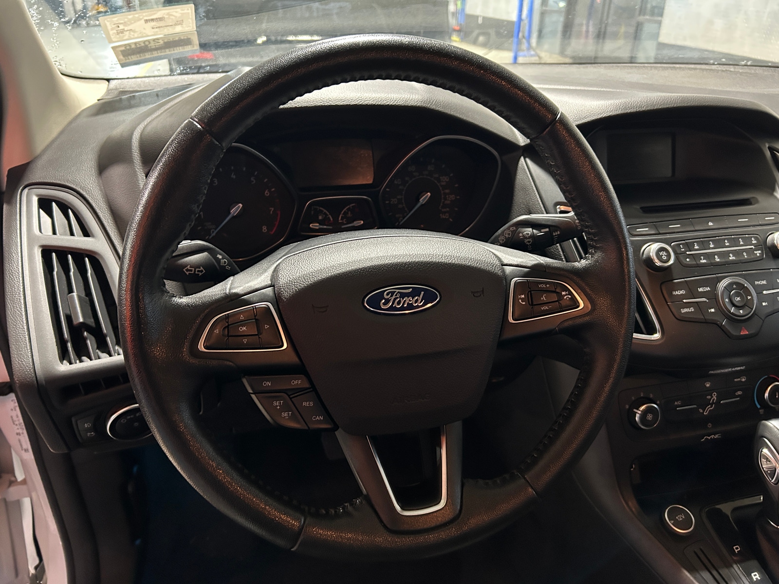 Thumbnail: 2015 Ford Focus - 4