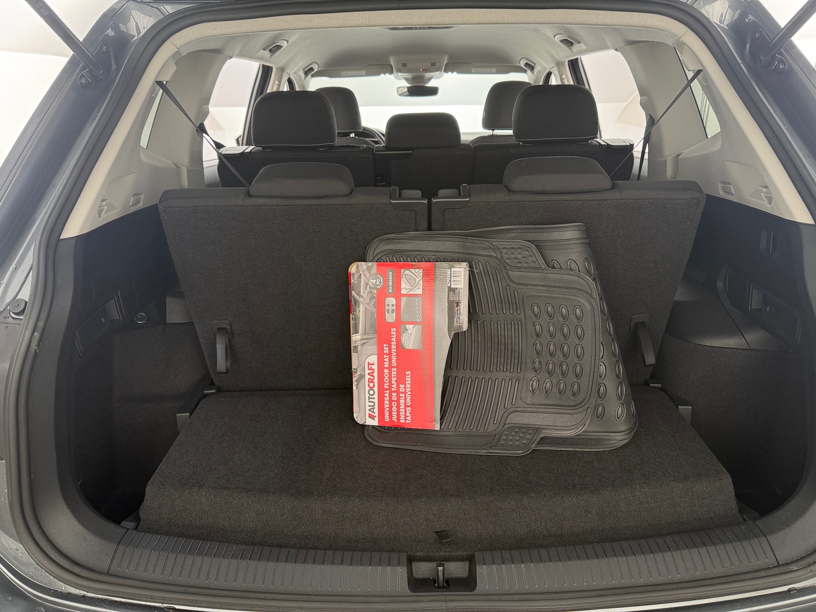 Thumbnail: 2024 Volkswagen Tiguan - 7