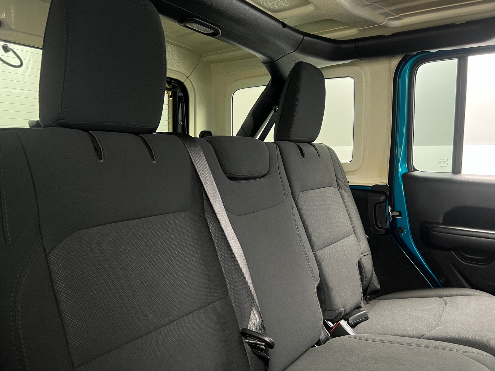 Thumbnail: 2020 Jeep Wrangler - 6