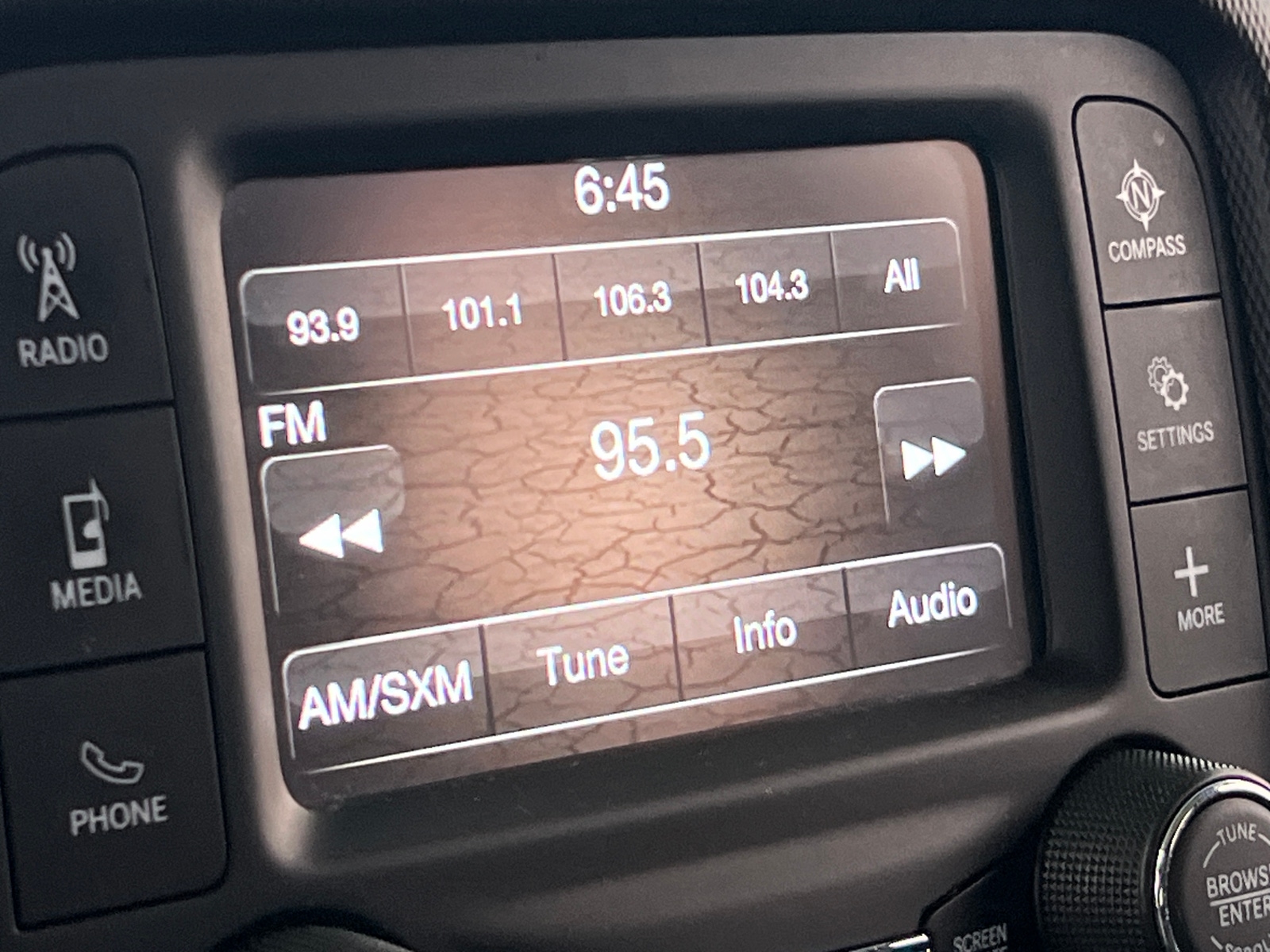 Thumbnail: 2020 Jeep Wrangler - 4