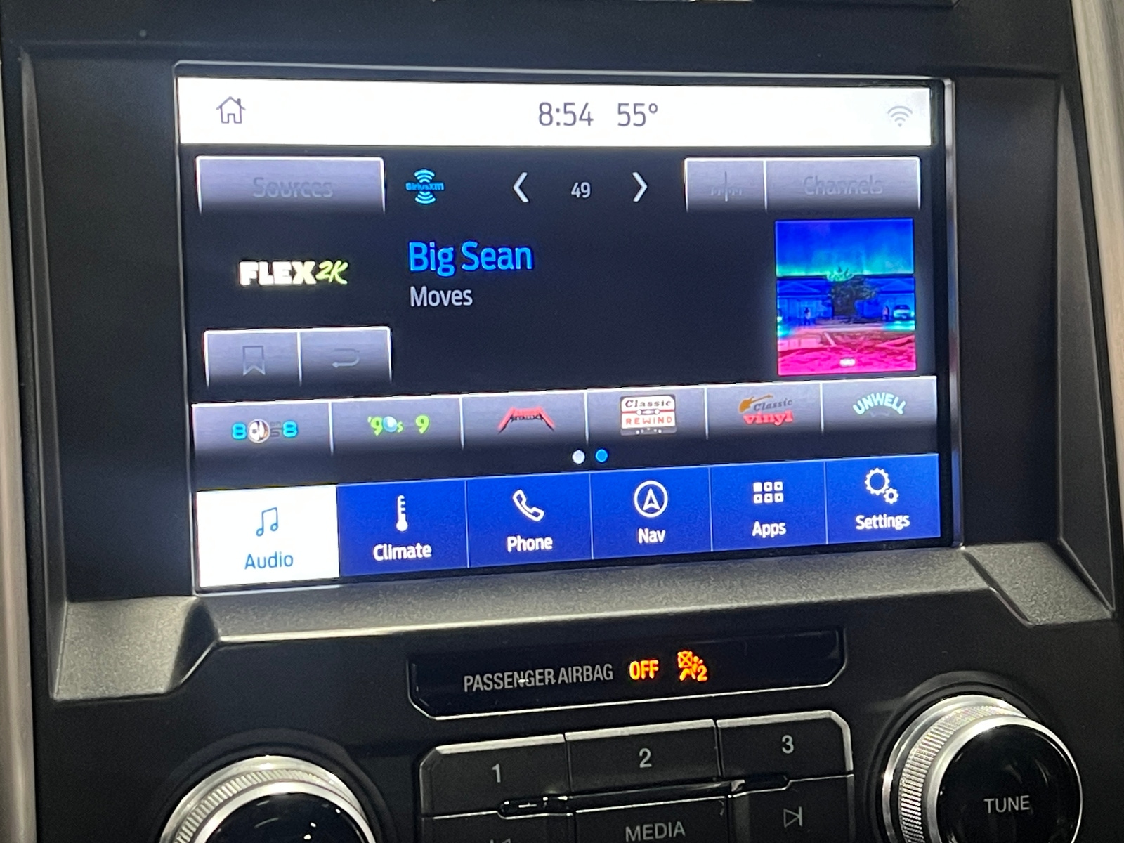 Thumbnail: 2019 Ford Econoline - 3