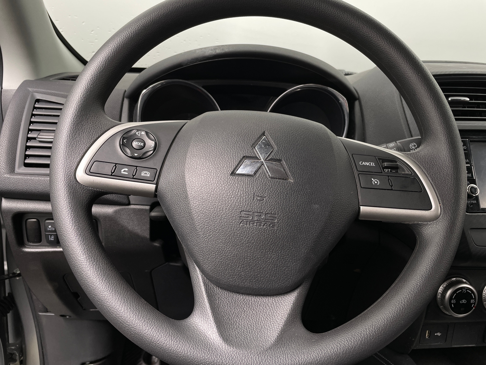 Thumbnail: 2024 Mitsubishi Outlander Sport - 5