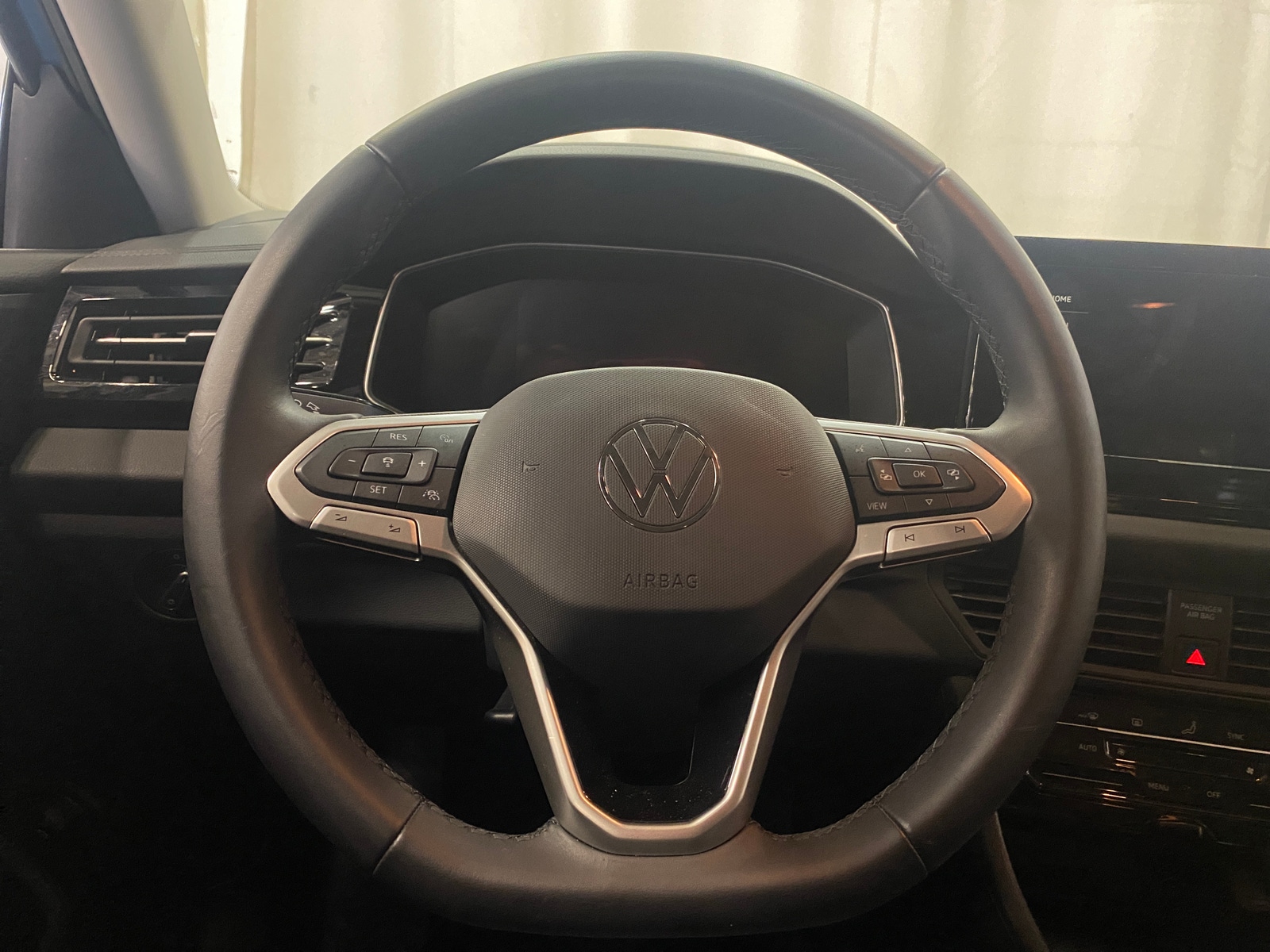 Thumbnail: 2025 Volkswagen Jetta - 5