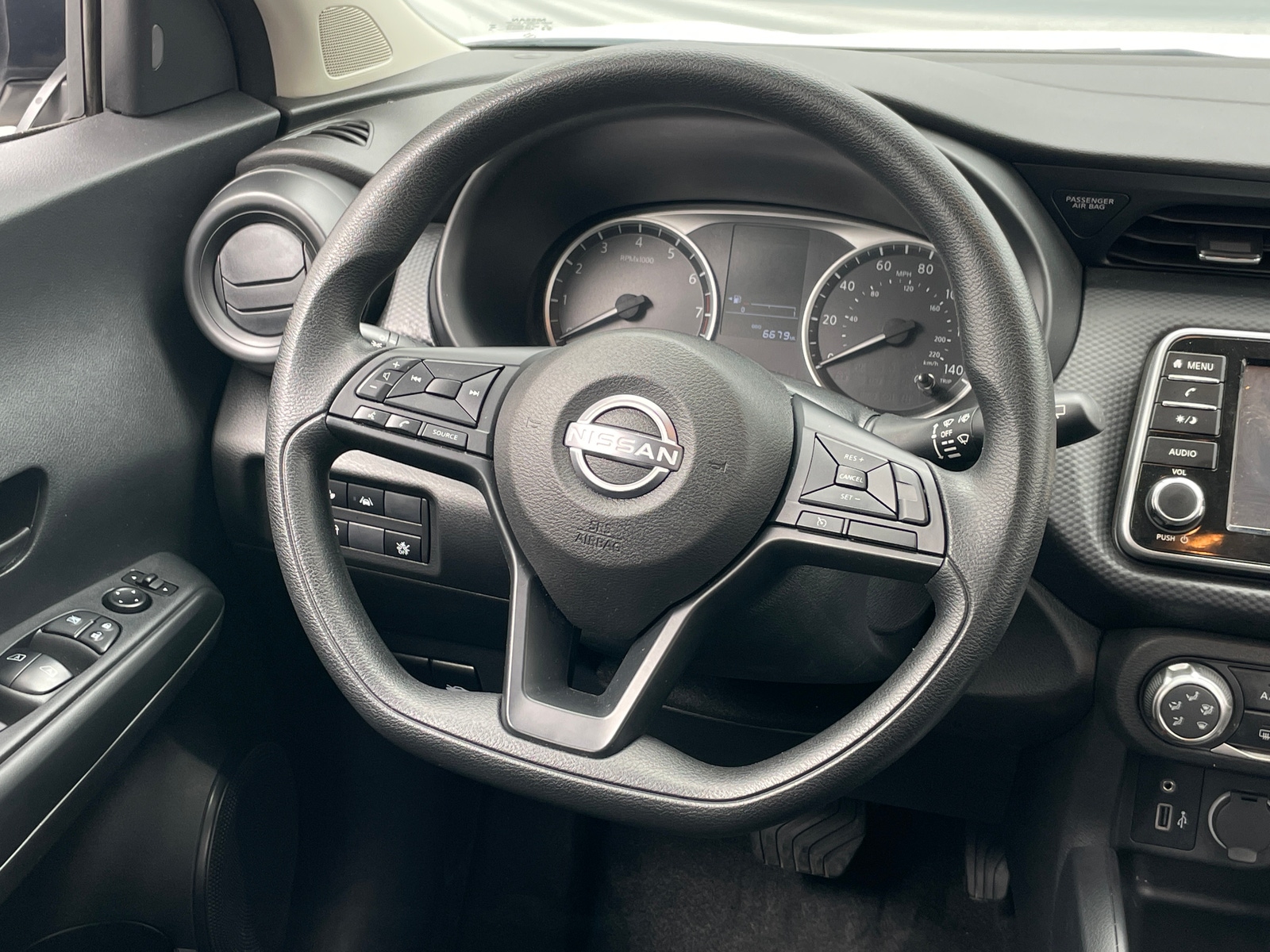 Thumbnail: 2024 Nissan Kicks - 5