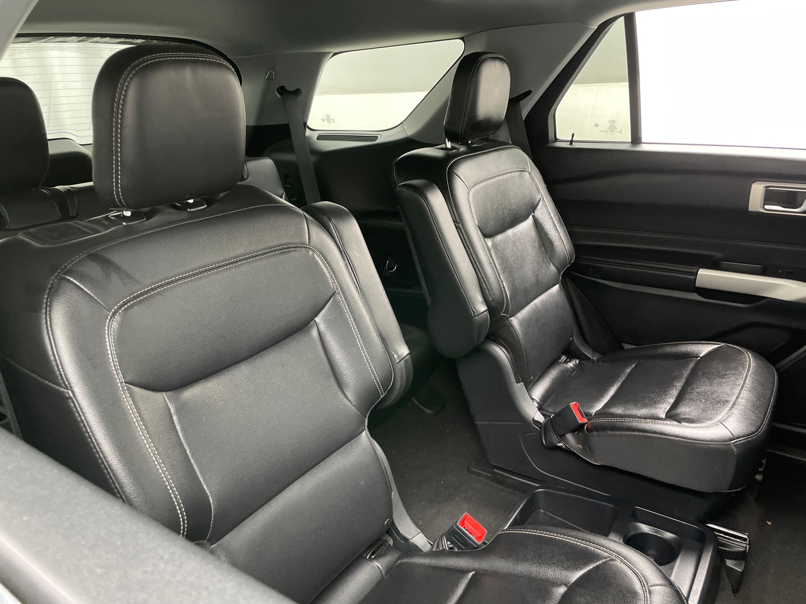 Thumbnail: 2021 Ford Explorer - 6