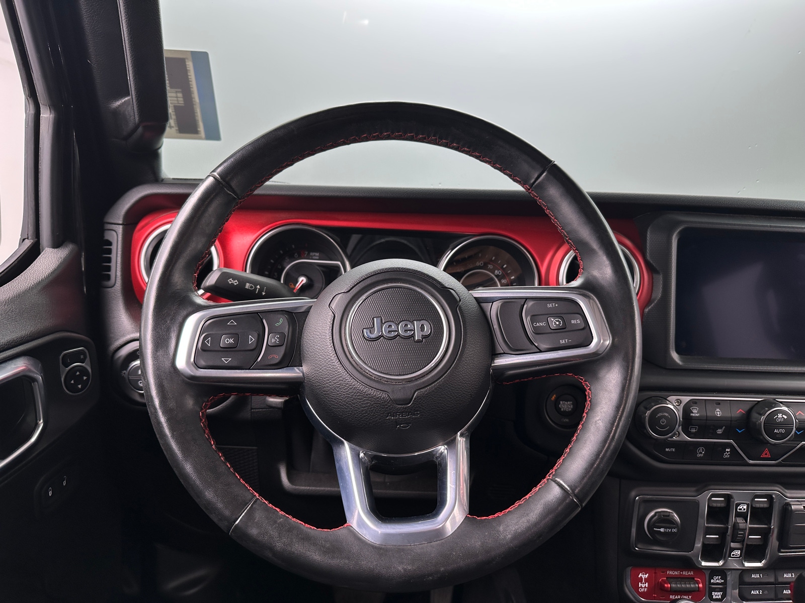 Thumbnail: 2021 Jeep Gladiator - 5