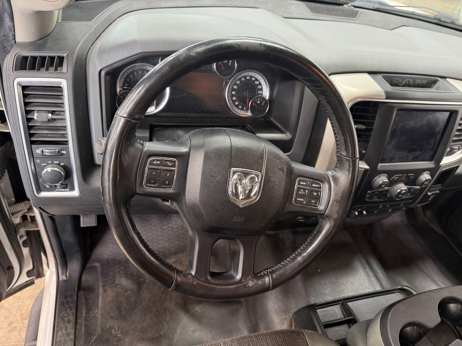 Thumbnail: 2020 RAM 1500 Classic - 5