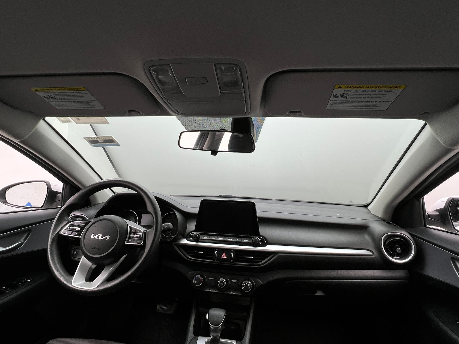 Thumbnail: 2024 Kia Forte - 3