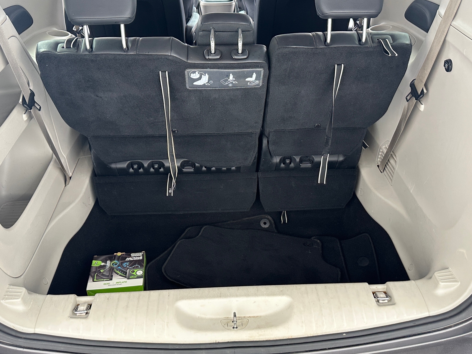 Thumbnail: 2018 Chrysler Pacifica - 6