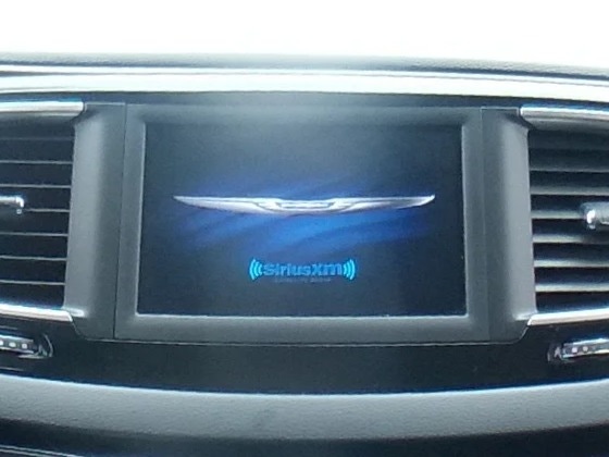 Thumbnail: 2018 Chrysler Pacifica - 3