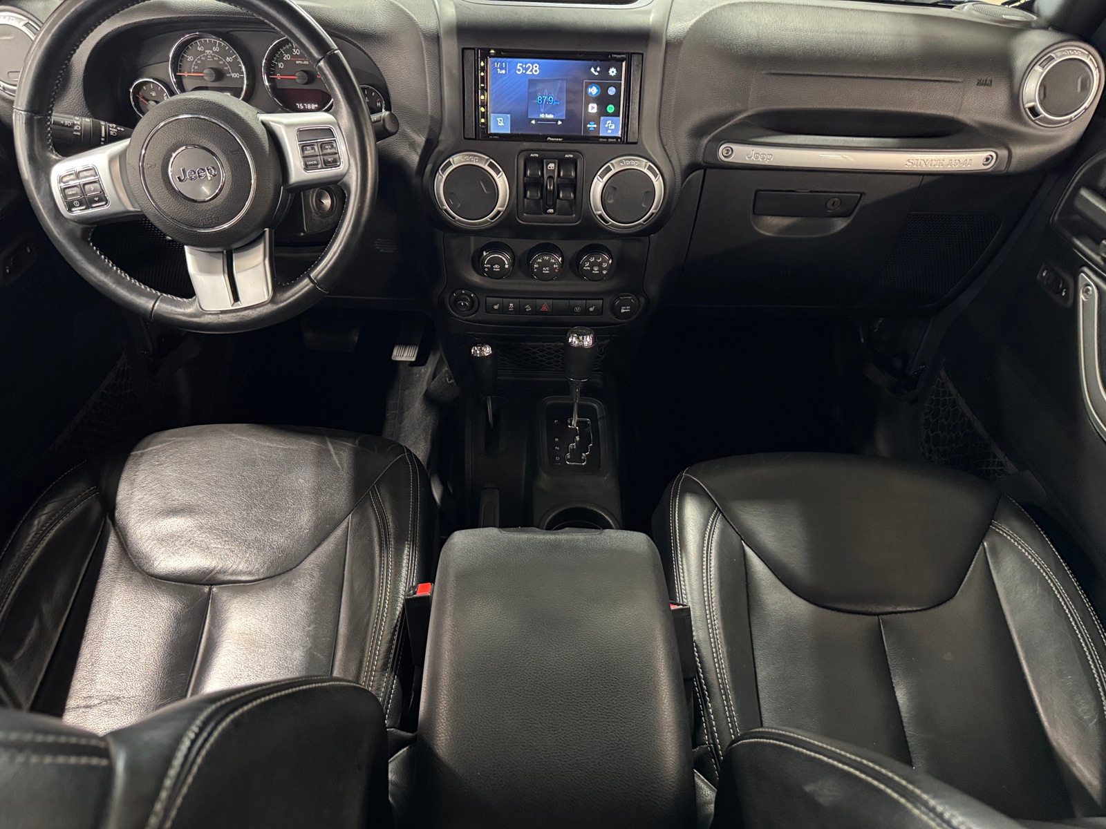 Thumbnail: 2017 Jeep Wrangler - 2