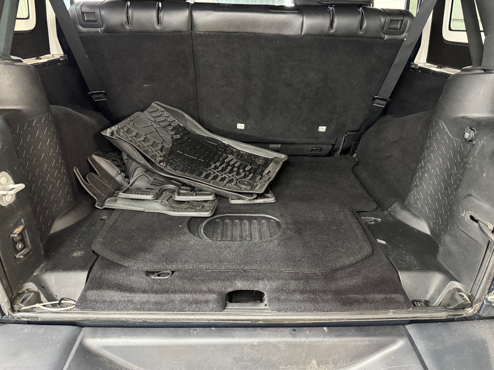 Thumbnail: 2017 Jeep Wrangler - 6