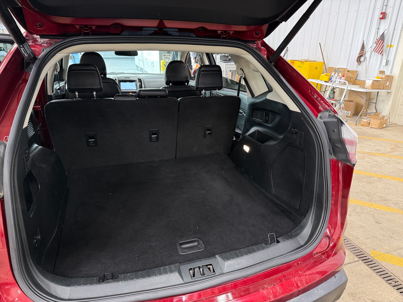 Thumbnail: 2019 Ford Edge - 6