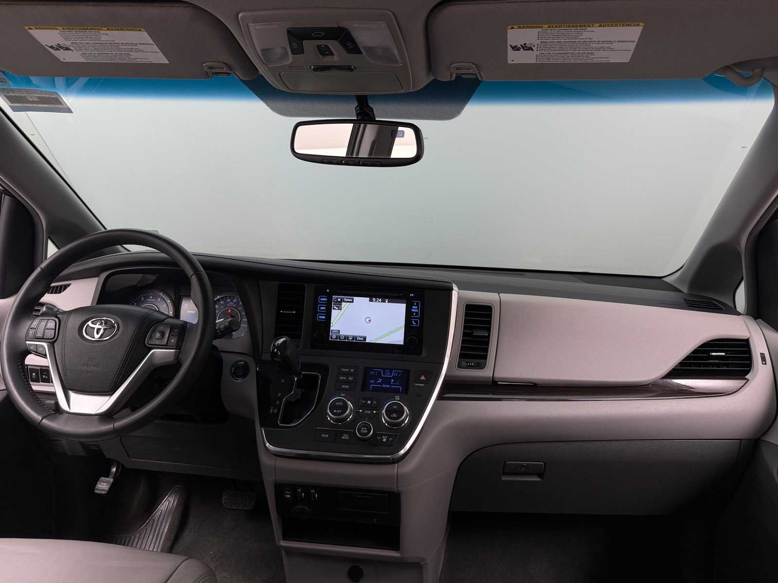 Thumbnail: 2016 Toyota Sienna - 2