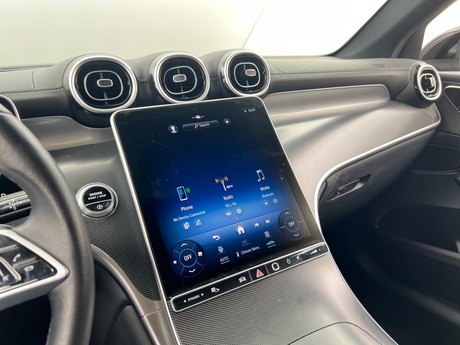 Thumbnail: 2024 Mercedes-Benz GLC - 3