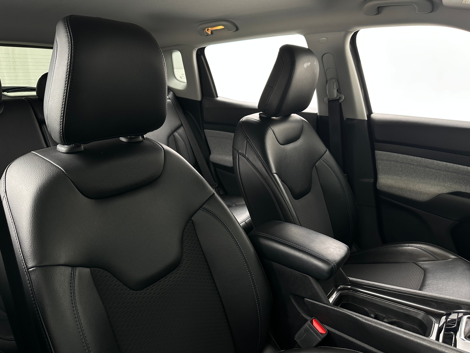 Thumbnail: 2022 Jeep Compass - 2