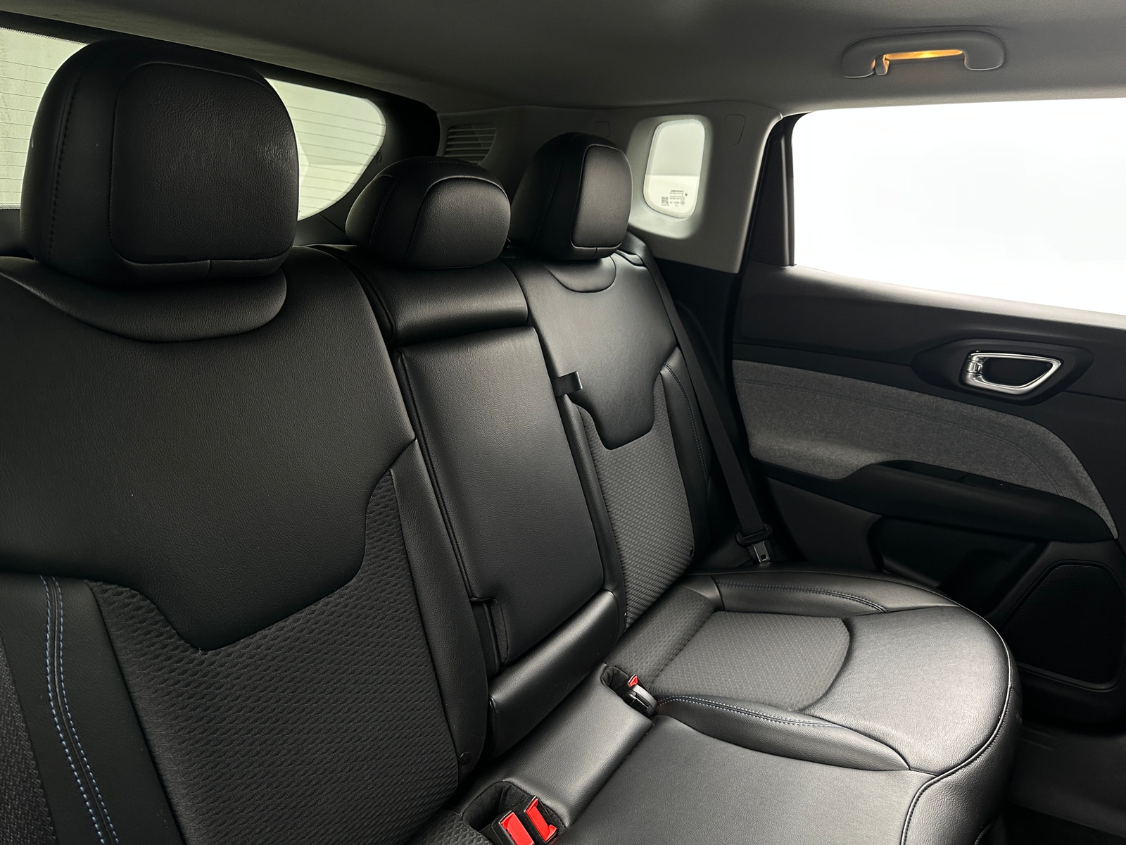 Thumbnail: 2022 Jeep Compass - 6