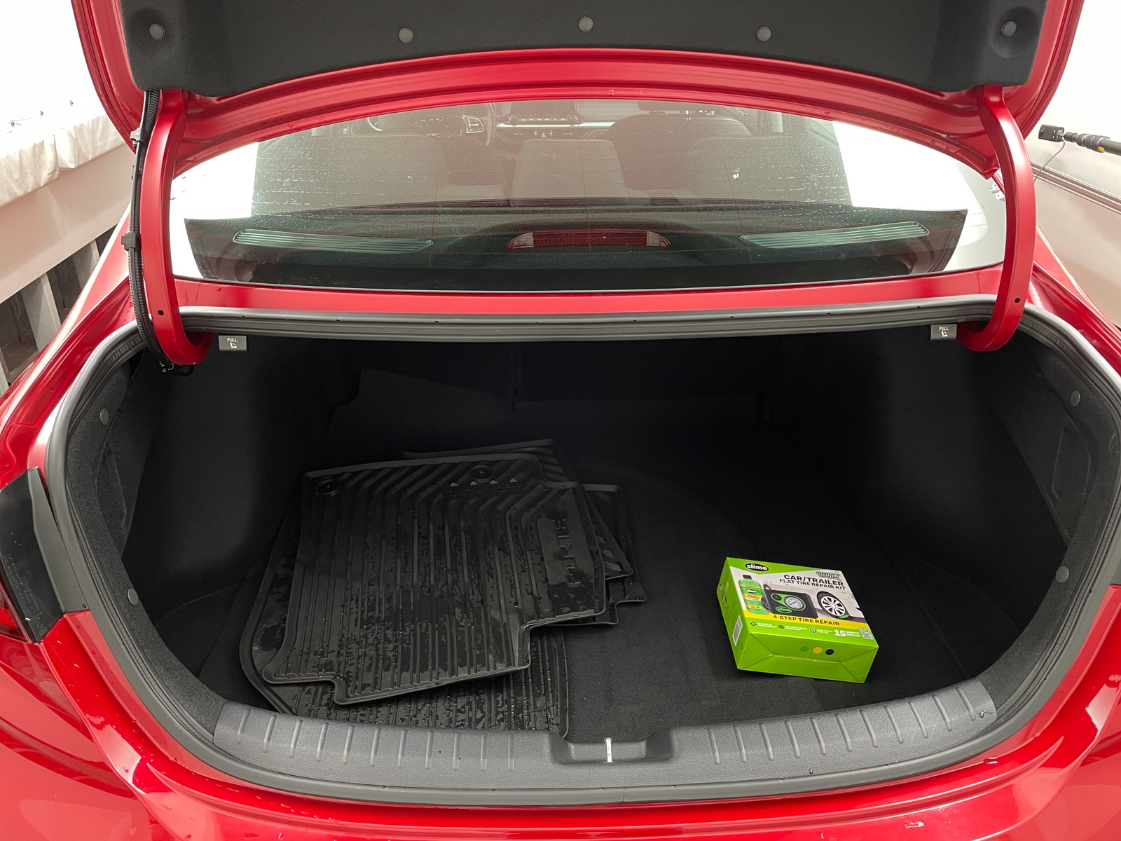 Thumbnail: 2024 Kia Forte - 7