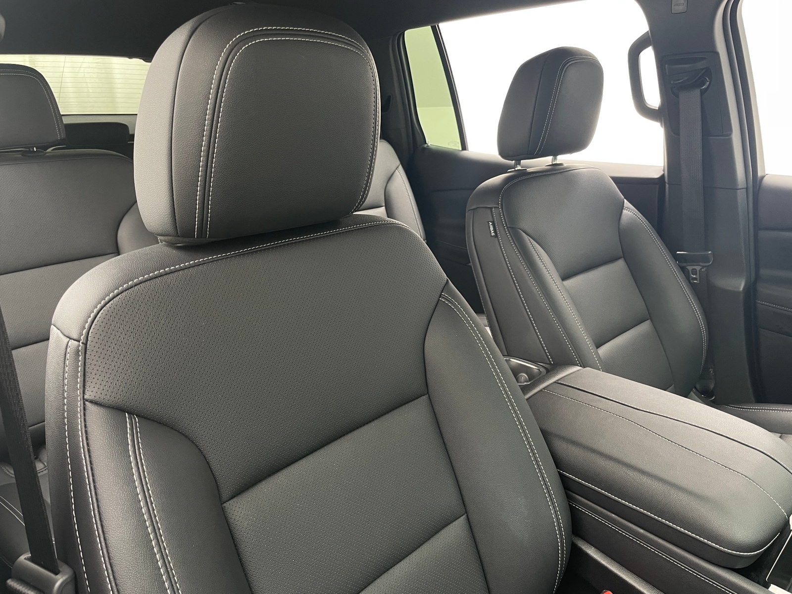 Thumbnail: 2025 Chevrolet Traverse - 2