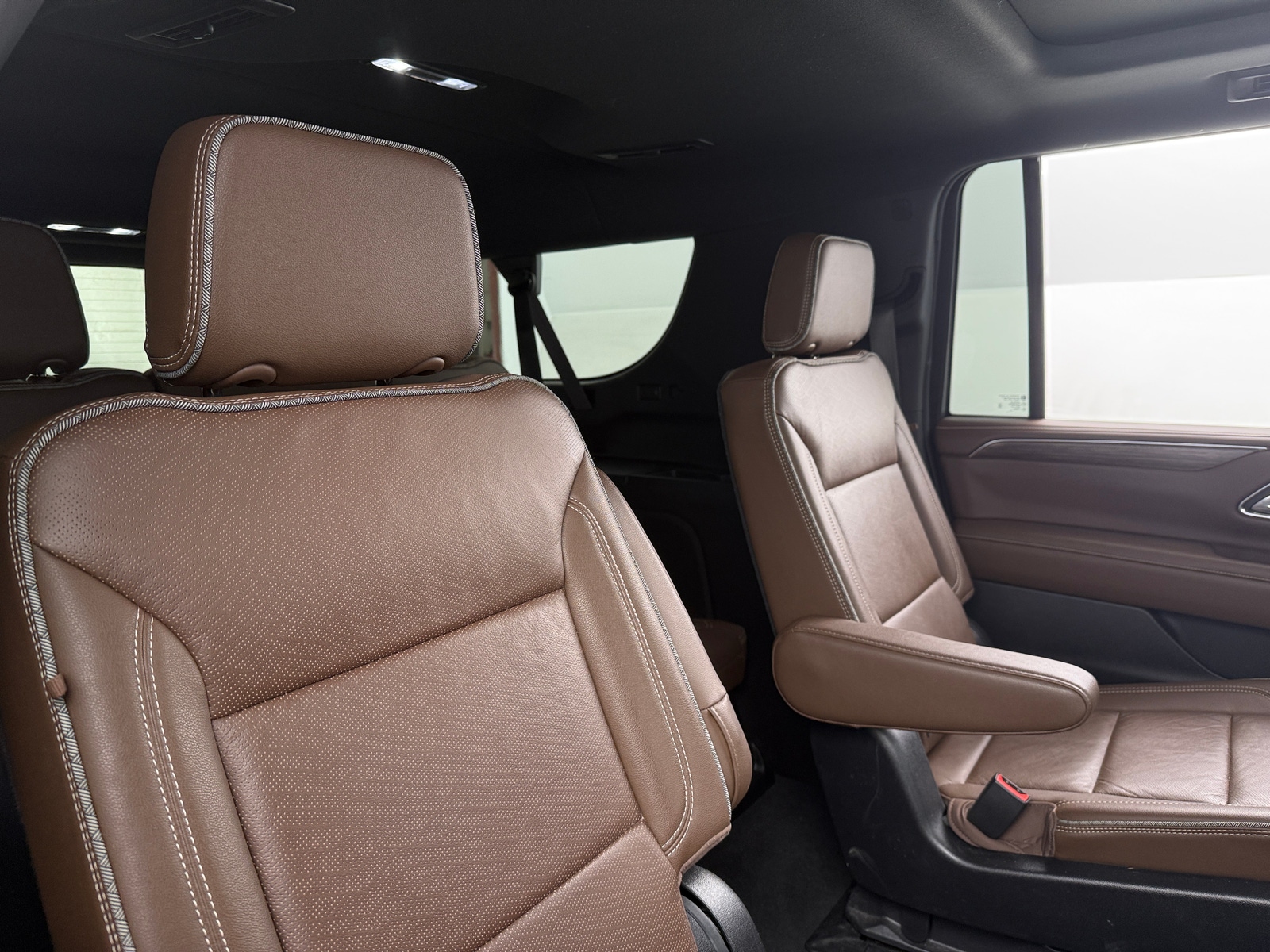 Thumbnail: 2021 Chevrolet Suburban - 5