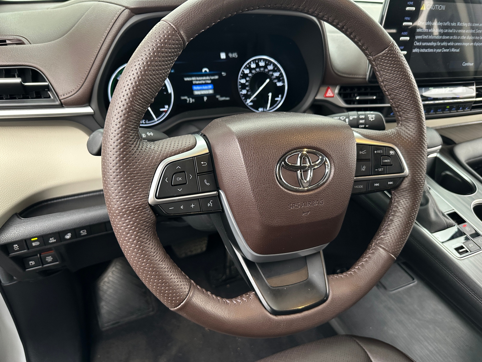 Thumbnail: 2024 Toyota Sienna - 4