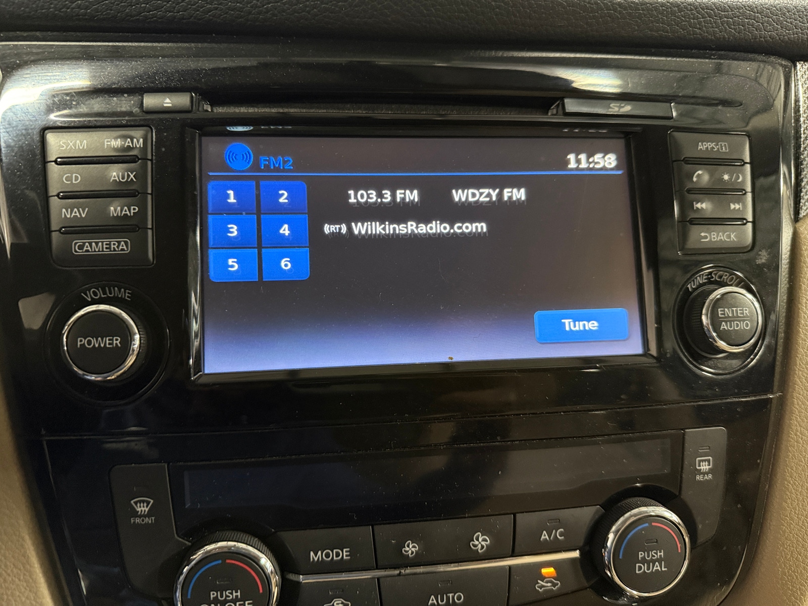 Thumbnail: 2016 Nissan Rogue - 3