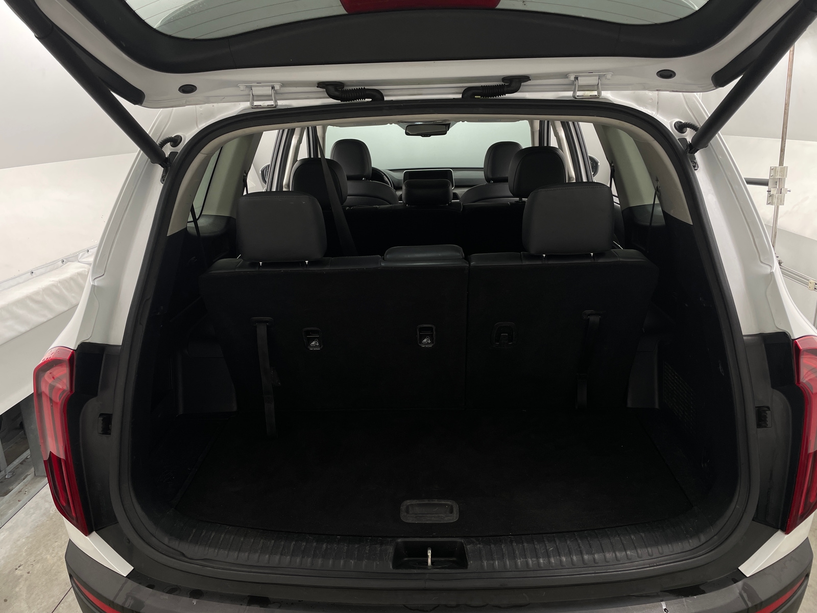 Thumbnail: 2020 Kia Telluride - 6