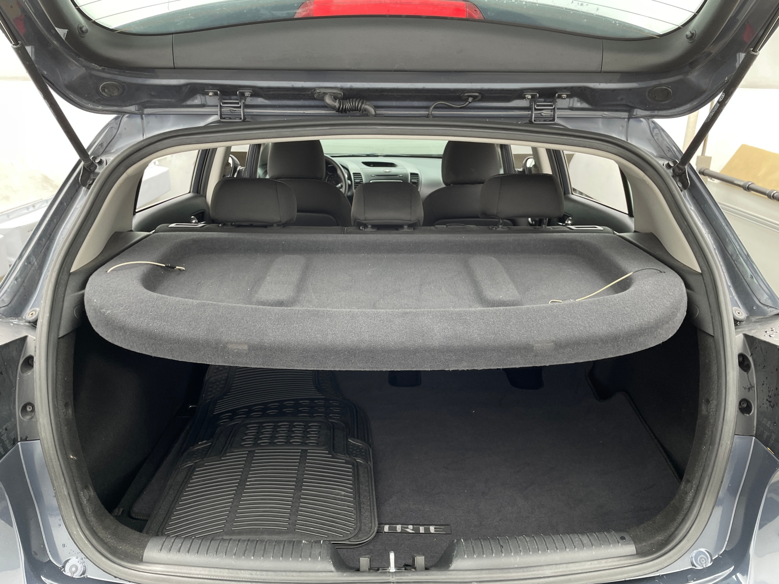 Thumbnail: 2016 Kia Forte - 7