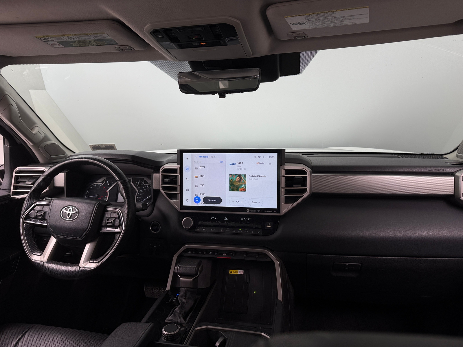 Thumbnail: 2022 Toyota Tundra - 2