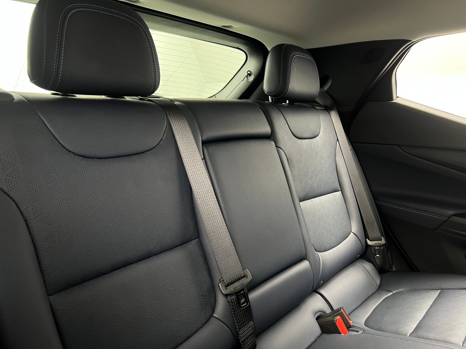 Thumbnail: 2023 Chevrolet Bolt EUV - 5