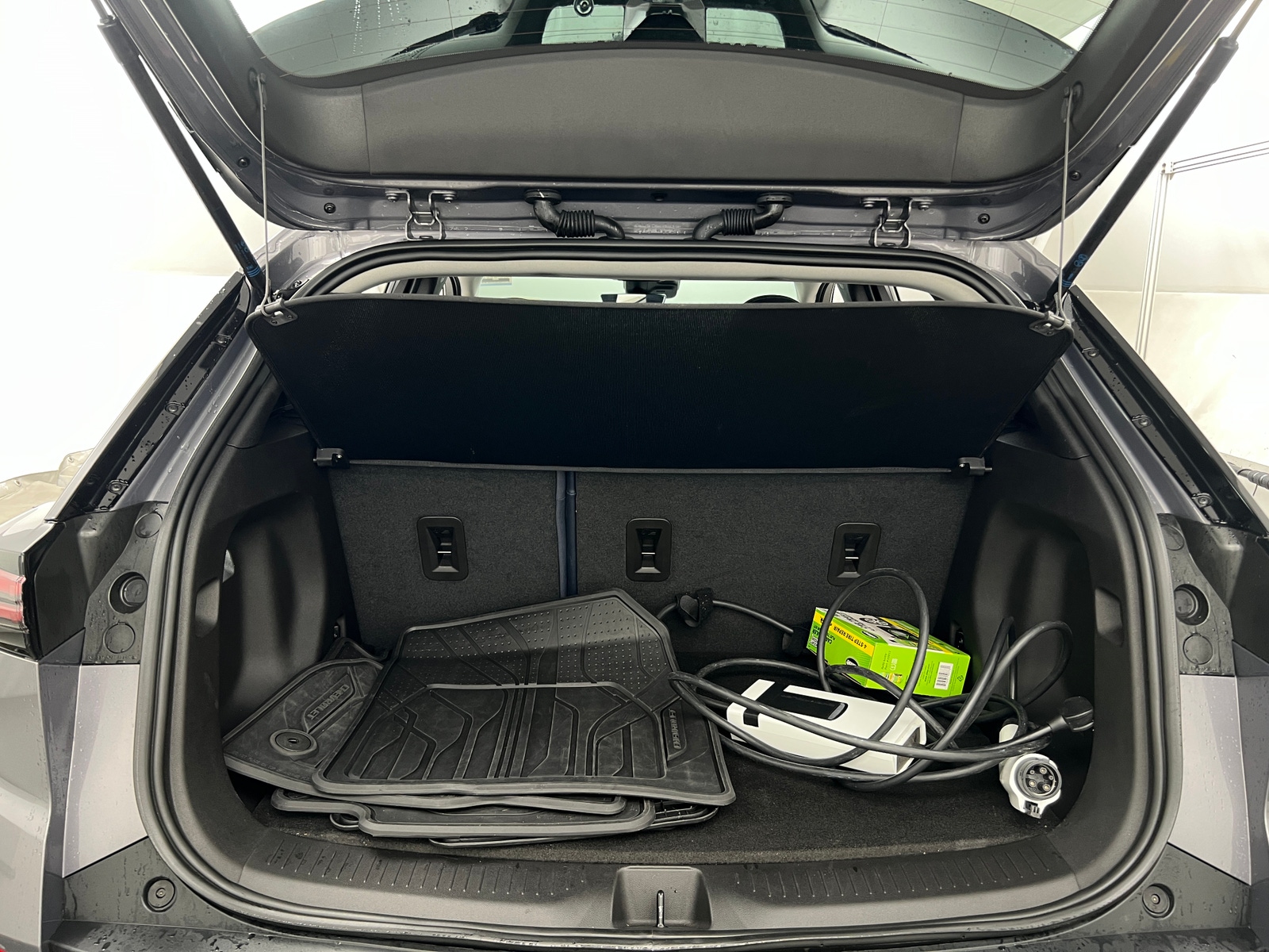 Thumbnail: 2023 Chevrolet Bolt EUV - 6