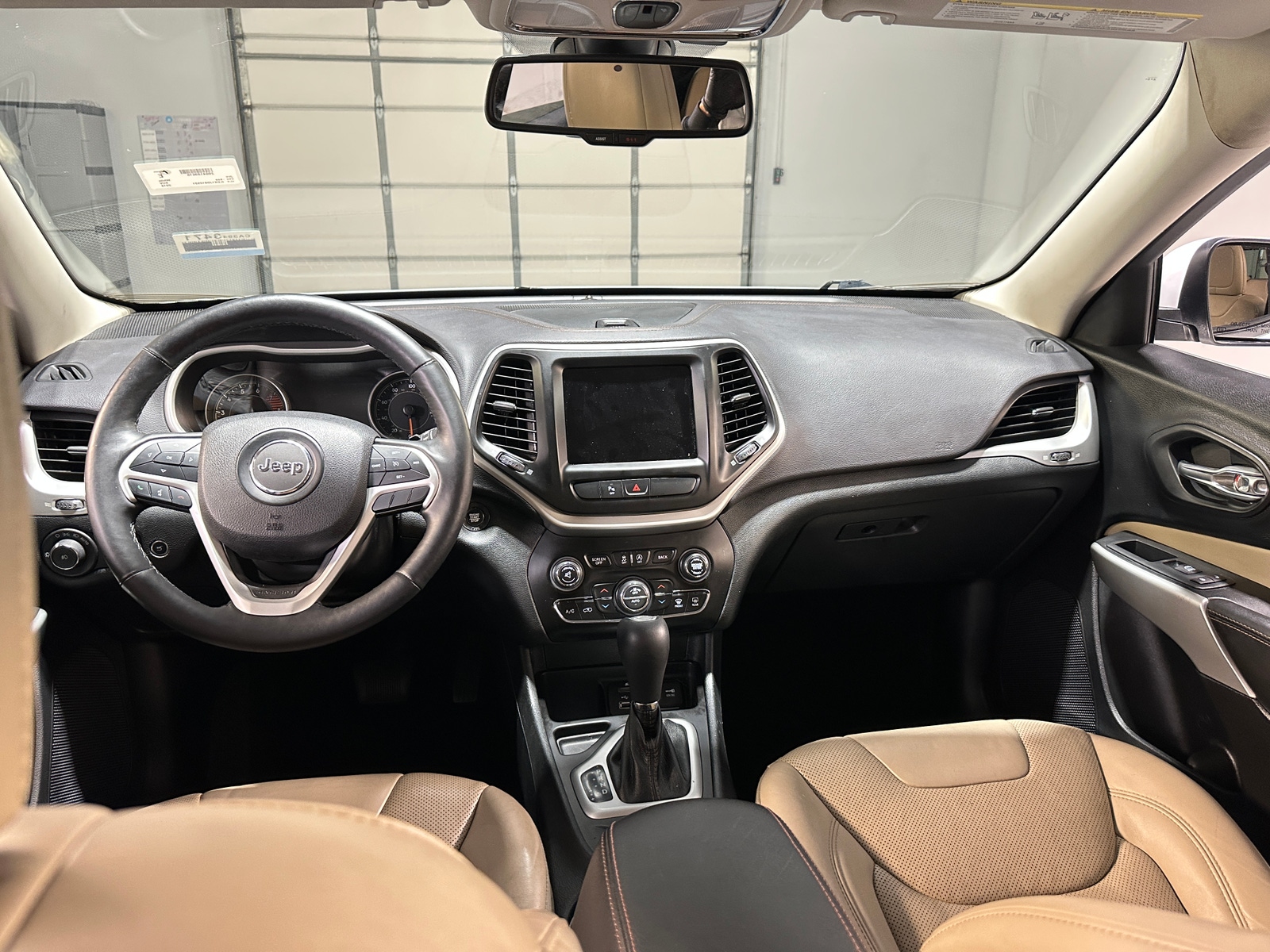 Thumbnail: 2018 Jeep Cherokee - 2