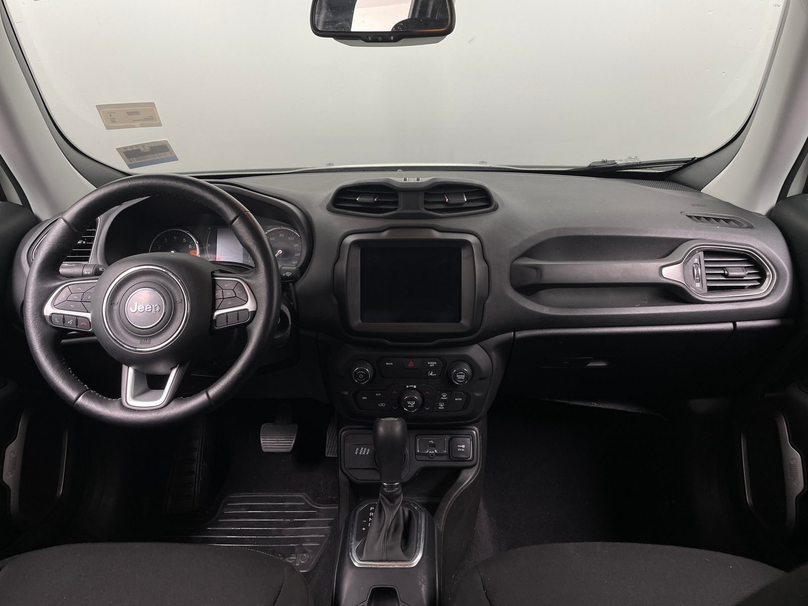 Thumbnail: 2023 Jeep Renegade - 3