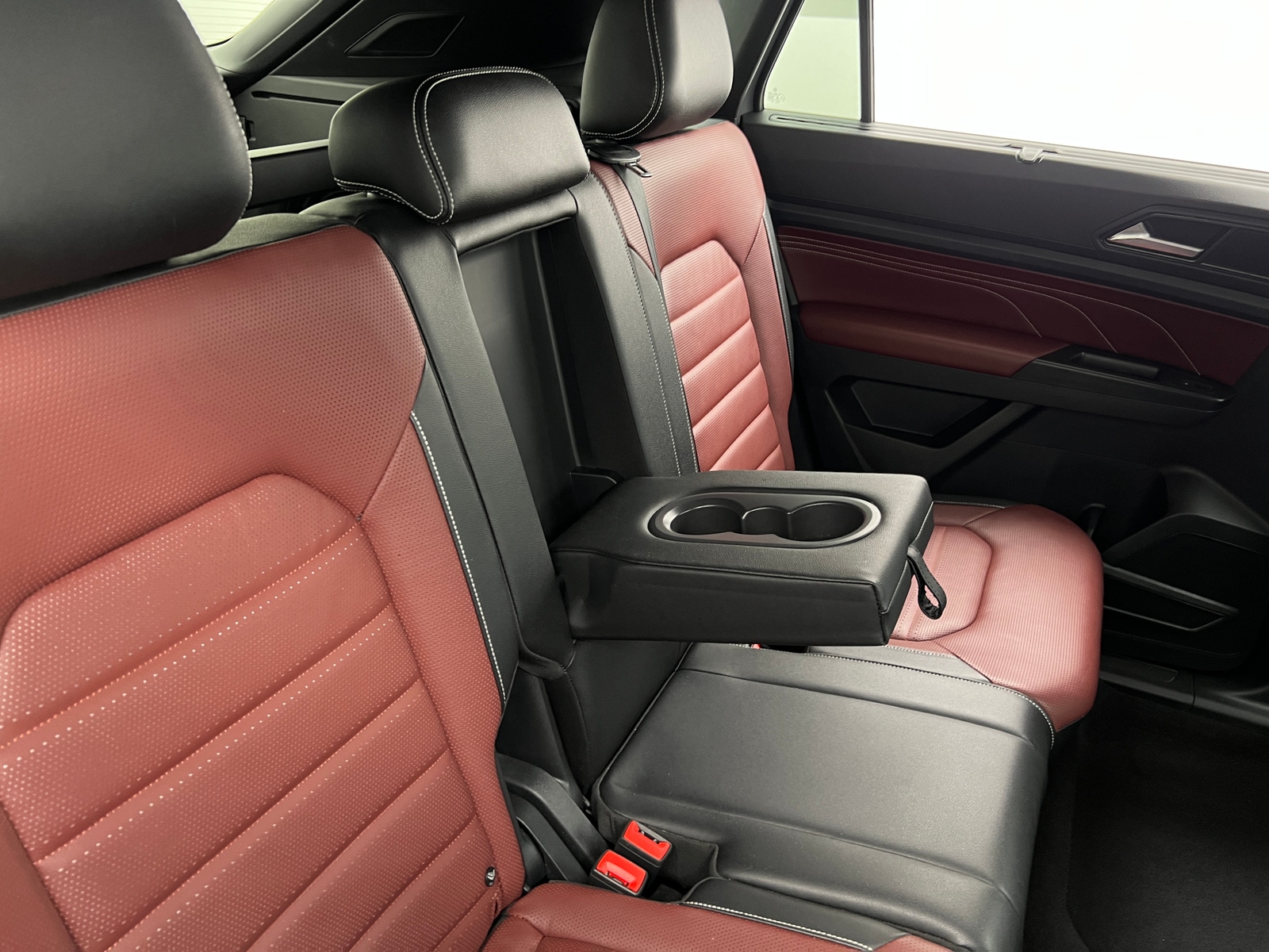 Thumbnail: 2021 Volkswagen Atlas - 5