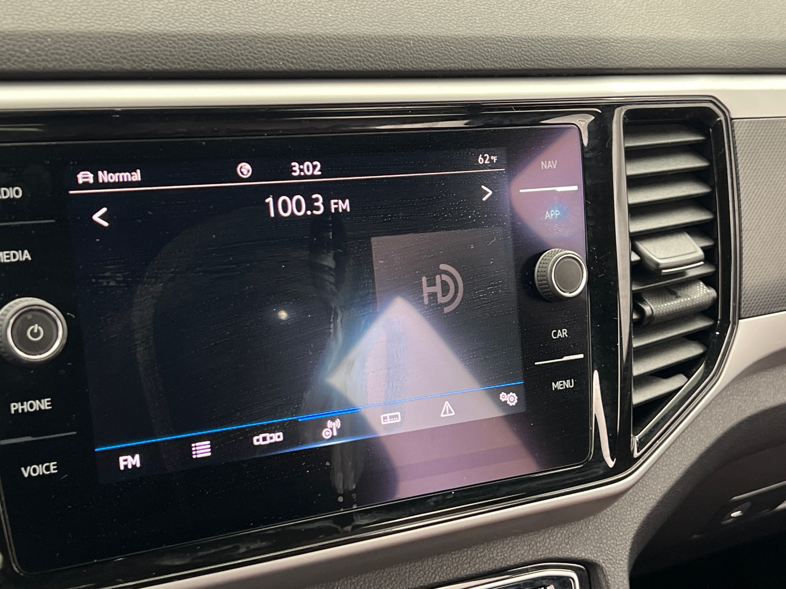 Thumbnail: 2021 Volkswagen Atlas - 3