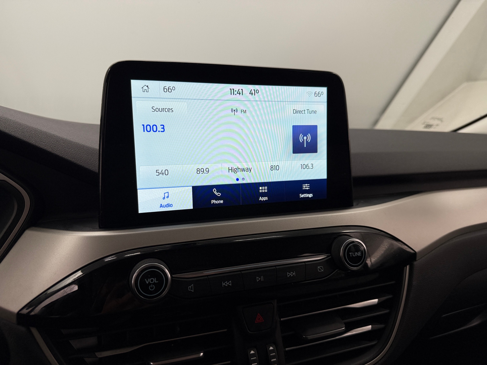 Thumbnail: 2022 Ford Escape - 4